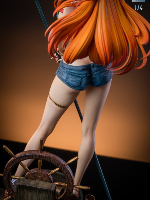 UC STUDIO One Piece Navigator Nami Hot Sexy 1/4 Statue